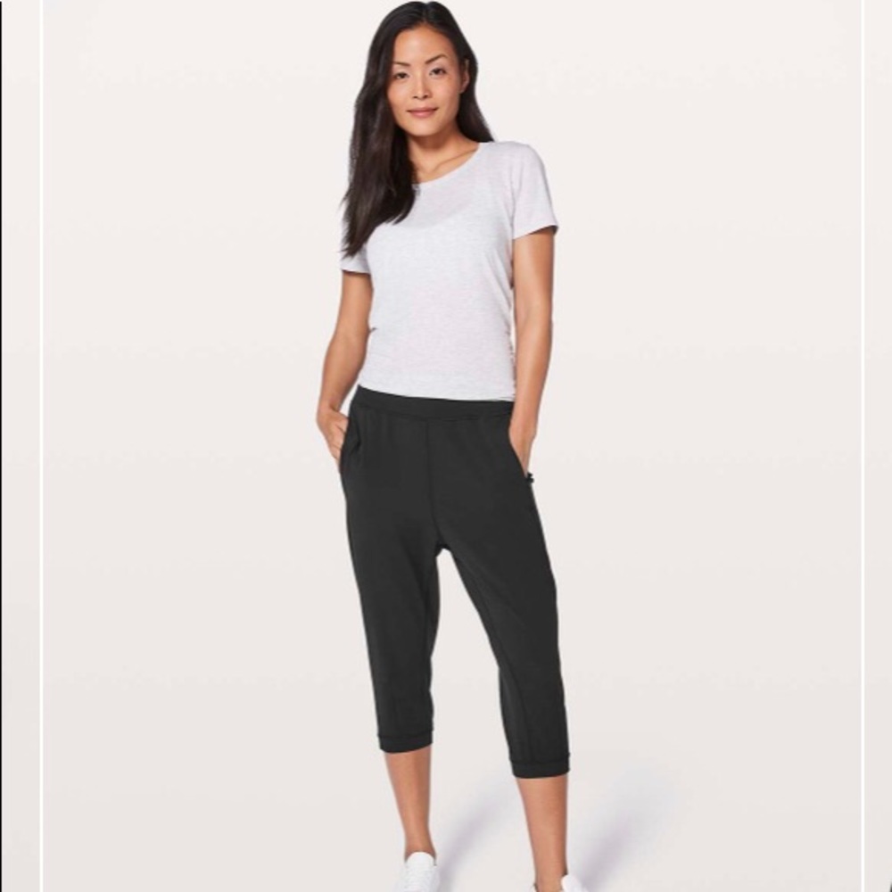 LULULEMON Rejuvenate Crop 18”